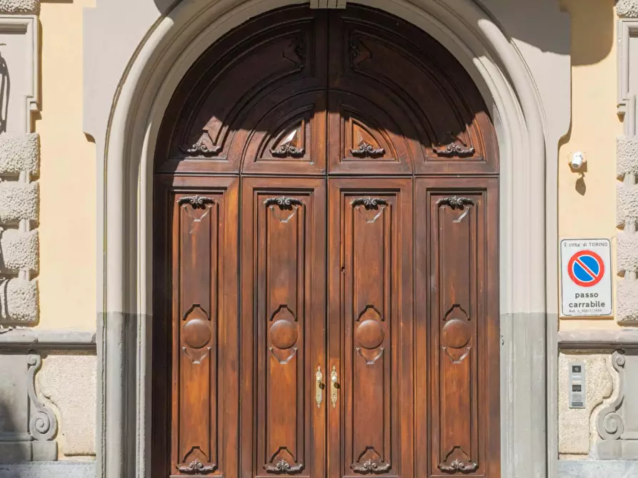 Immagine 9 di Appartamento in affitto  in Via Giovanni Camerana14 a Torino