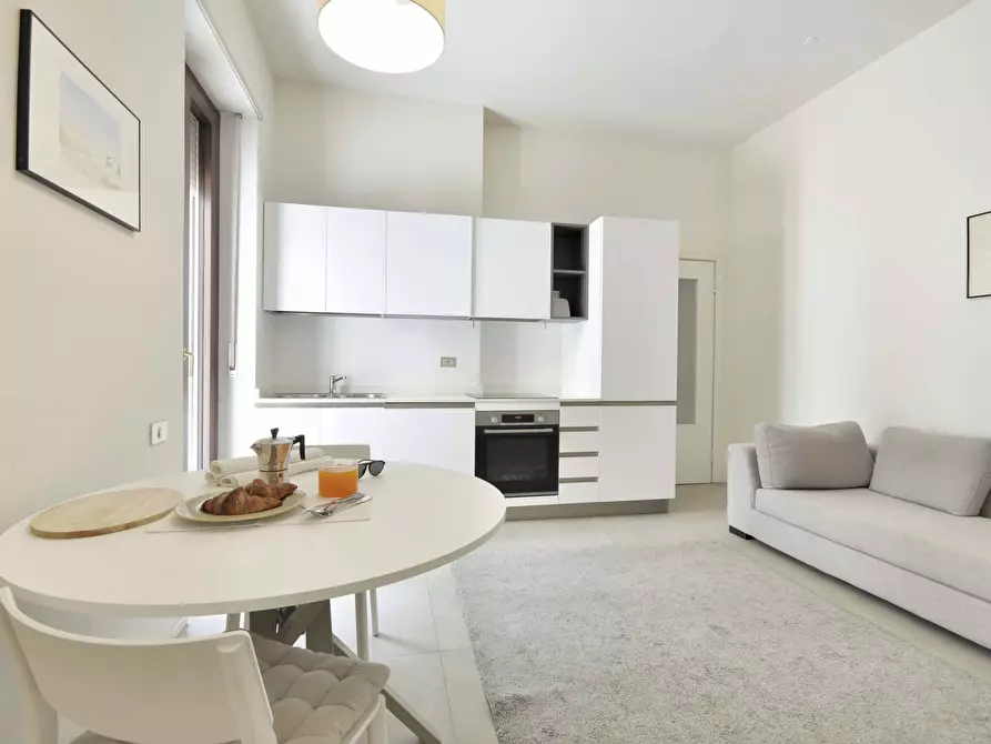 Immagine 5 di Appartamento in affitto  in Via Vincenzo Monti55 a Milano