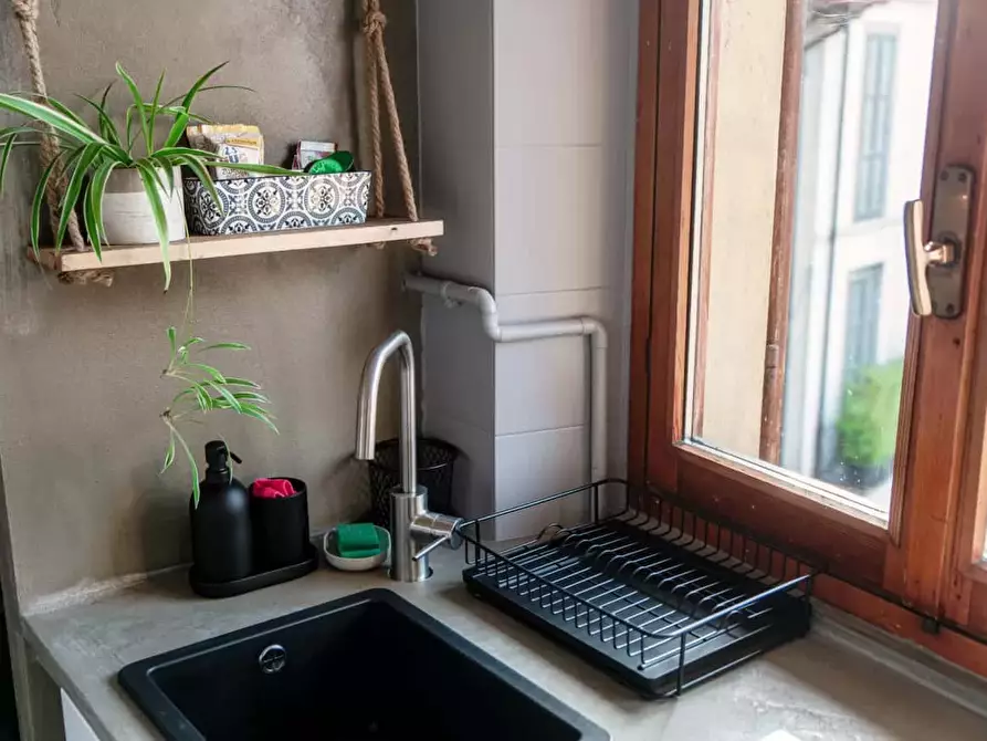 Immagine 10 di Appartamento in affitto  in Piazza Roma29 a Como