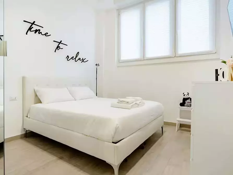 Immagine 1 di Appartamento in affitto  in Viale Carlo Troya23 a Milano