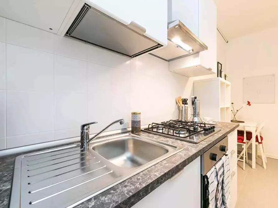 Immagine 16 di Camera in affitto  in Corso San Gottardo40 a Milano