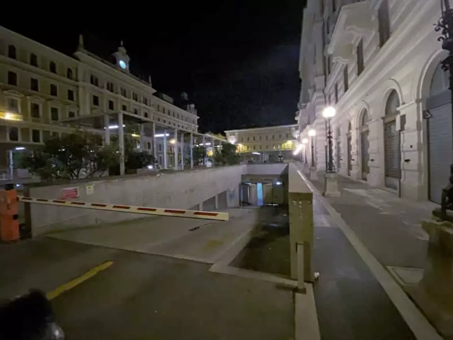 Immagine 21 di Appartamento in affitto  in Via Trento12 a Trieste