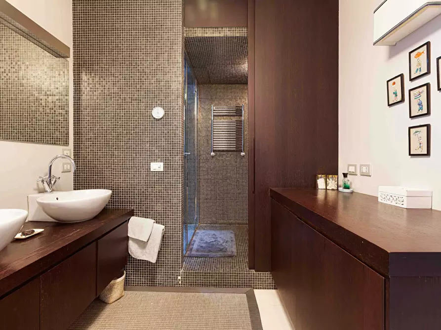 Immagine 13 di Appartamento in affitto  in Viale Elvezia6 a Milano