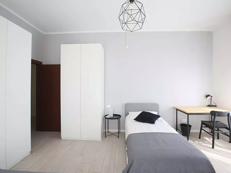 Immagine 6 di Camera in affitto  in Via Giuseppe Soli9 a Modena