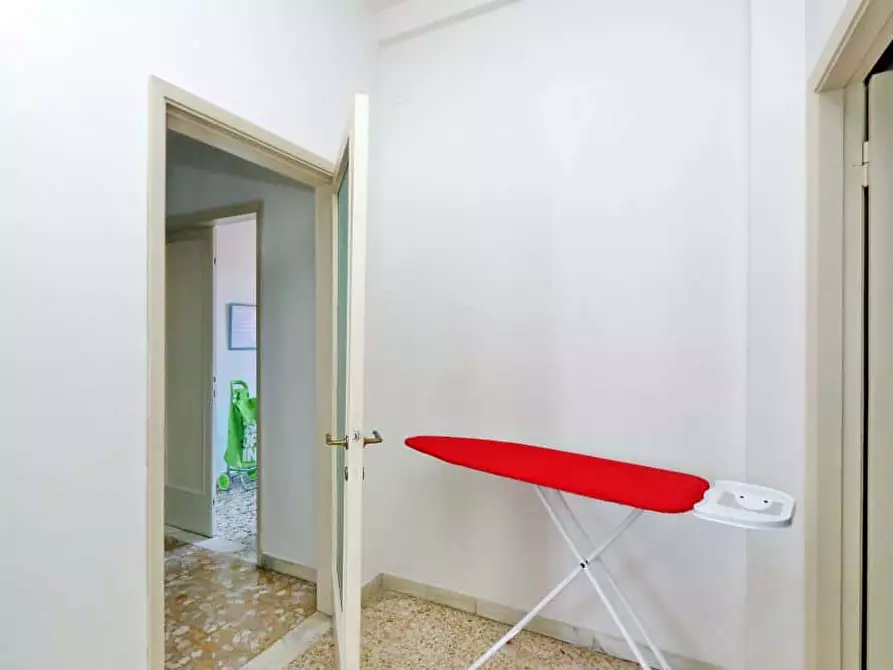 Immagine 19 di Camera in affitto  in Via Vincenzo Bellini56 a Firenze