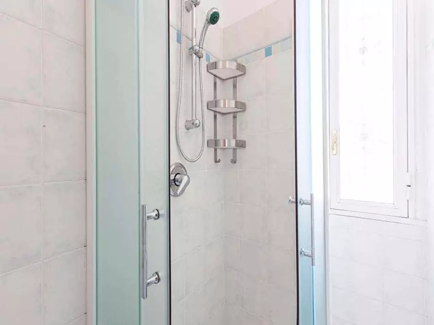 Immagine 28 di Camera in affitto  in Viale Emilio Caldara9 a Milano