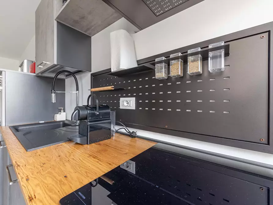 Immagine 42 di Appartamento in affitto  in Via Giuseppe Govone83 a Milano