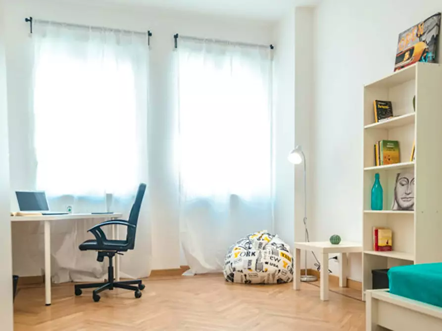 Immagine 3 di Camera in affitto  in Via Sant'Agostino12 a Torino