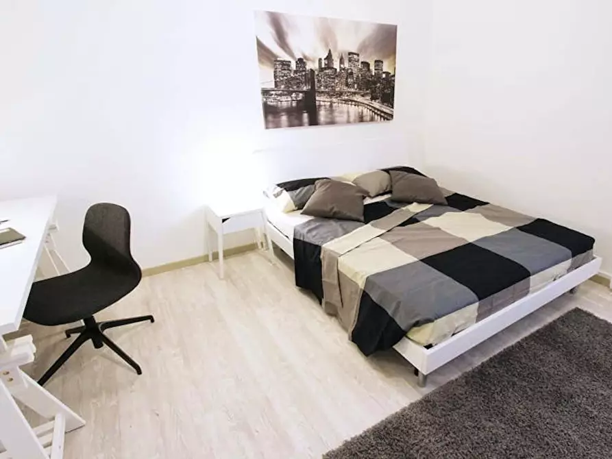 Immagine 2 di Camera in affitto  in Via Bissuola120 a Venezia