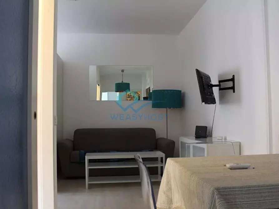 Immagine 21 di Appartamento in affitto  in Via Gallia60 a Roma