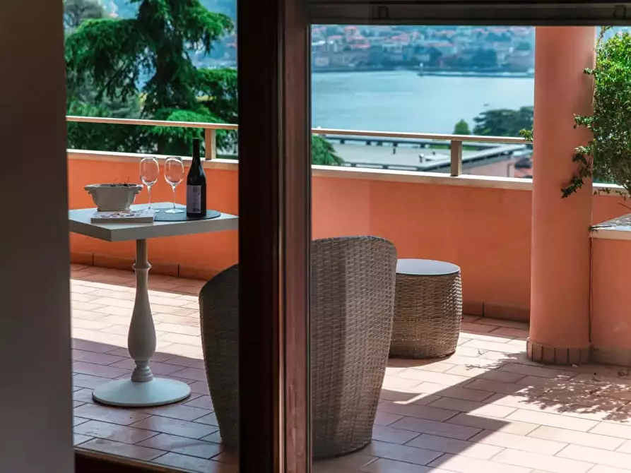 Immagine 17 di Appartamento in affitto  in Via Bellinzona55 a Como