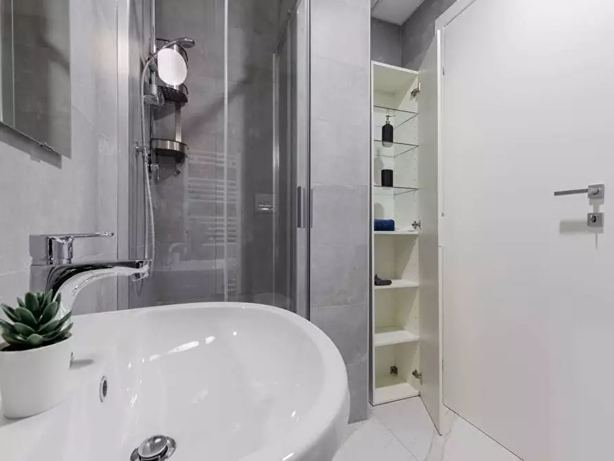 Immagine 10 di Camera in affitto  in Viale Bligny28 a Milano