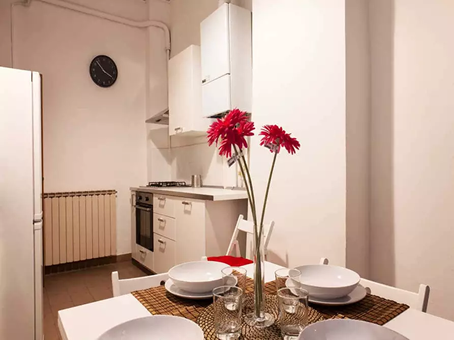 Immagine 8 di Camera in affitto  in Via Nazario Sauro28 a Bologna