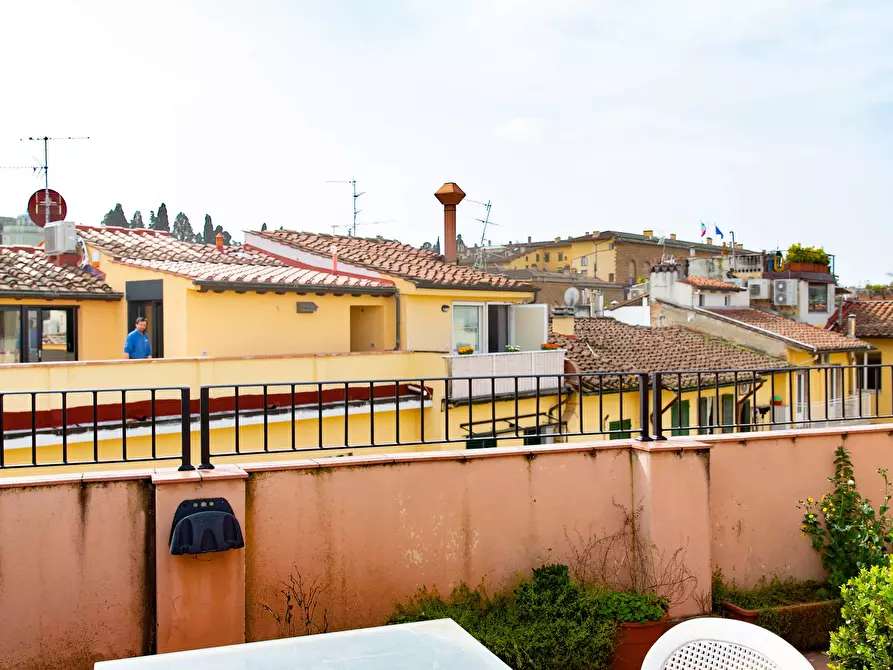Immagine 8 di Appartamento in affitto  in Via de' Guicciardini10 a Firenze