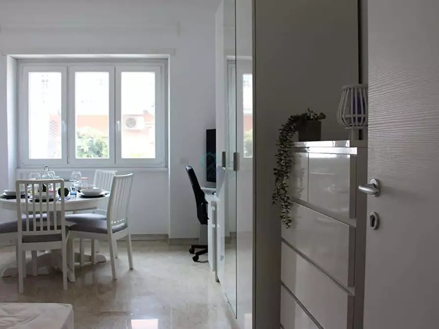 Immagine 15 di Appartamento in affitto  in Via Bellegra35 a Roma