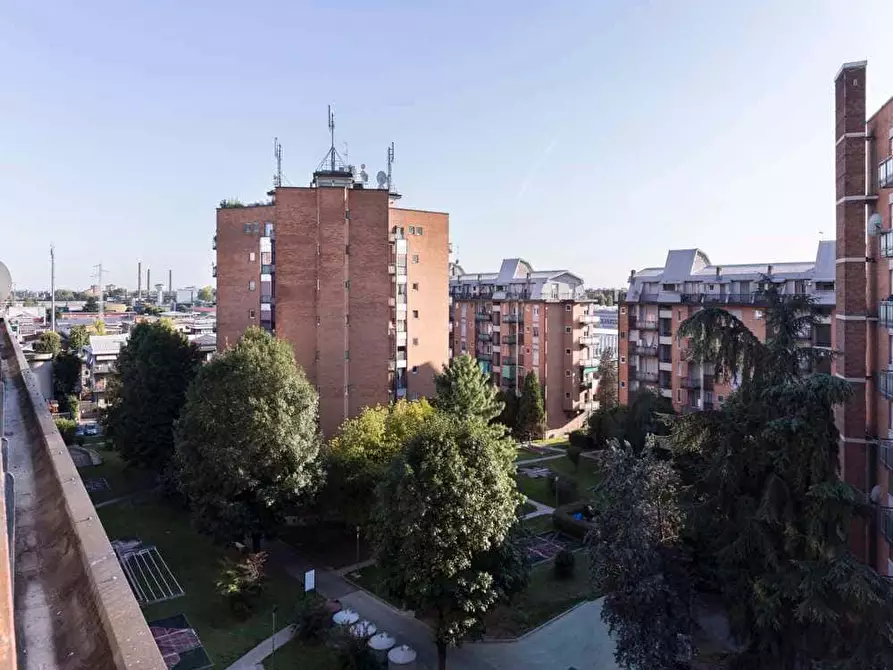 Immagine 27 di Camera in affitto  in Via delle Acacie5 a Buccinasco