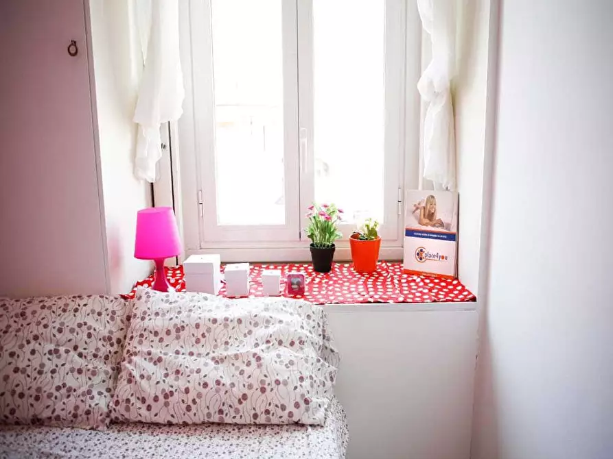 Immagine 12 di Camera in affitto  in Viale Romagna5 a Milano