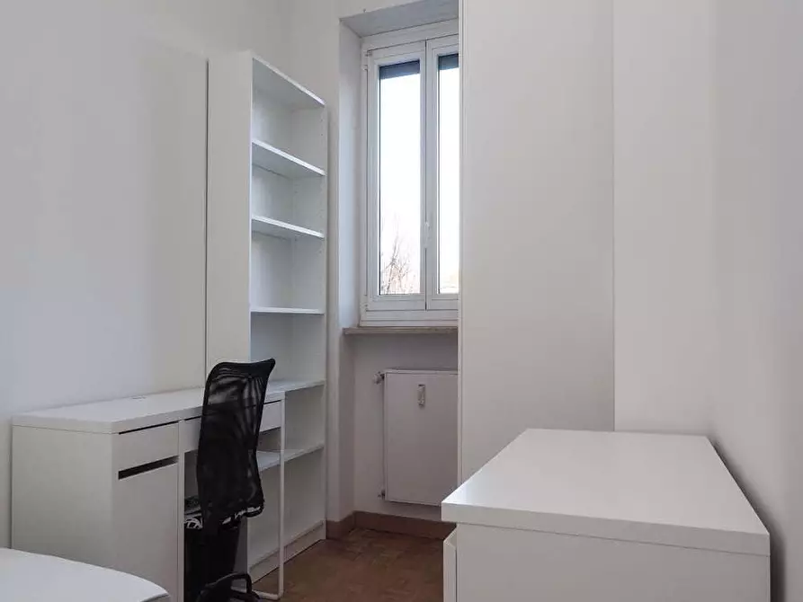 Immagine 3 di Camera in affitto  in Via Vincenzo Giordano Orsini18 a Milano