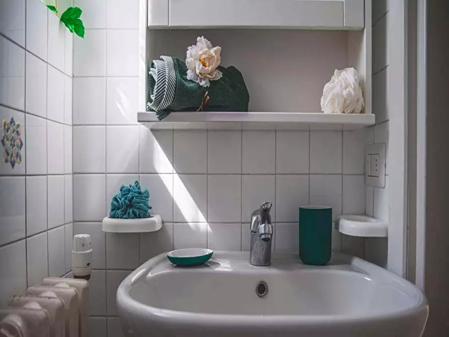 Immagine 15 di Camera in affitto  in Viale Legioni Romane5 a Milano