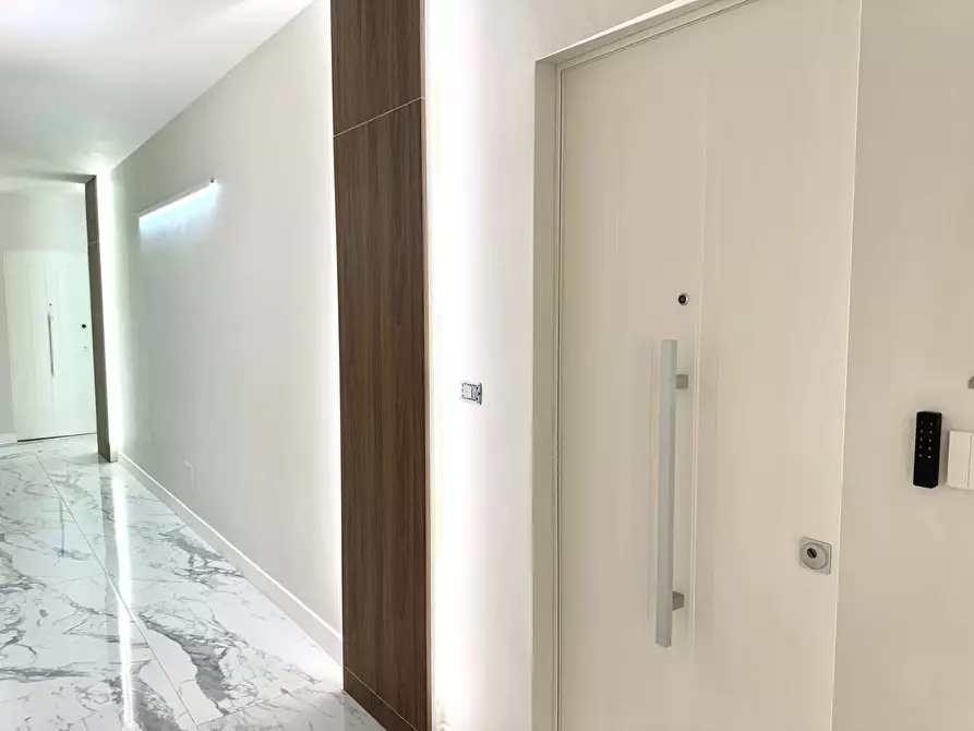Immagine 20 di Appartamento in affitto  in Via Giuseppe Luigi Lagrange43 a Torino