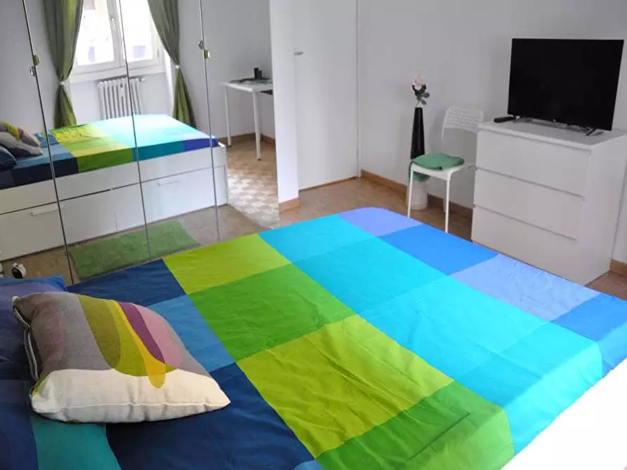 Immagine 3 di Camera in affitto  in Via Carlo Botta7 a Milano