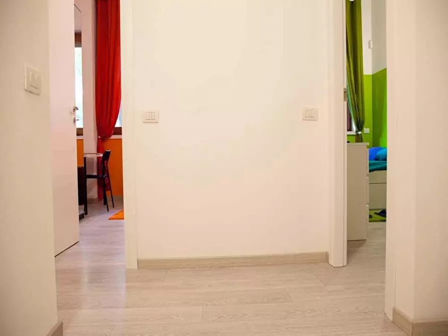 Immagine 14 di Camera in affitto  in Via Conca del Naviglio37A a Milano