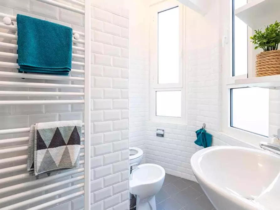 Immagine 24 di Camera in affitto  in Via Paolo Bassi22 a Milano