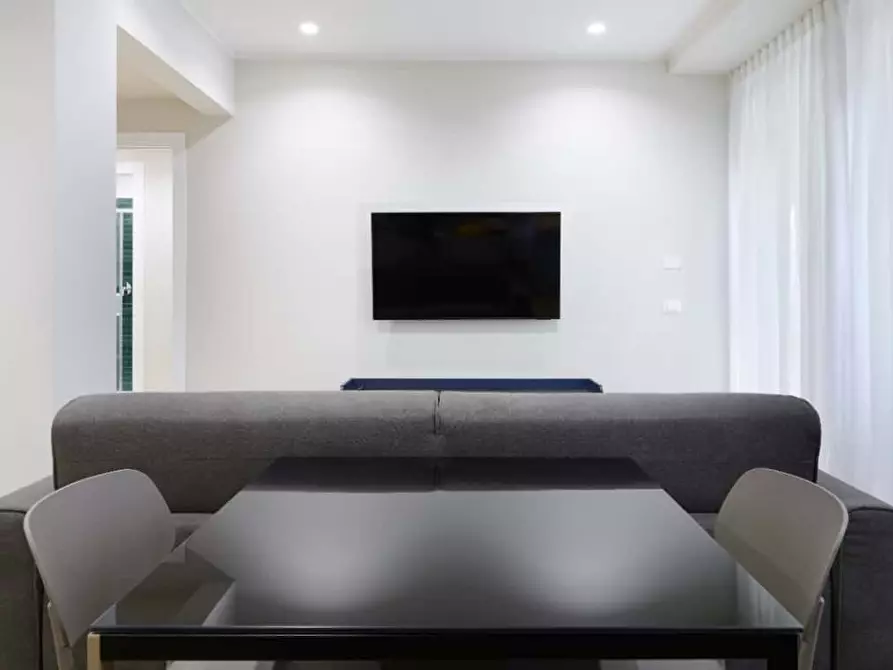 Immagine 13 di Appartamento in affitto  in Via Giulia di Gallese4 a Roma