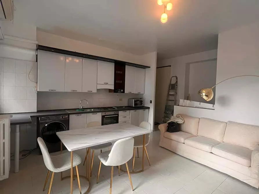 Immagine 3 di Appartamento in affitto  in Via Mac Mahon73 a Milano