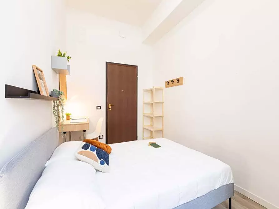 Immagine 4 di Camera in affitto  in Viale Col di Lana6 a Milano