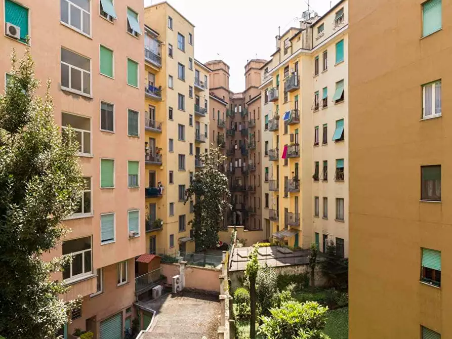 Immagine 13 di Camera in affitto  in Via Tarquinio Prisco3 a Milano