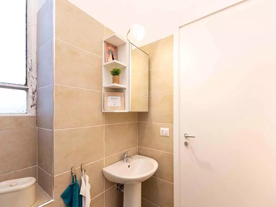 Immagine 37 di Camera in affitto  in Via Giovanni Paisiello2 a Milano