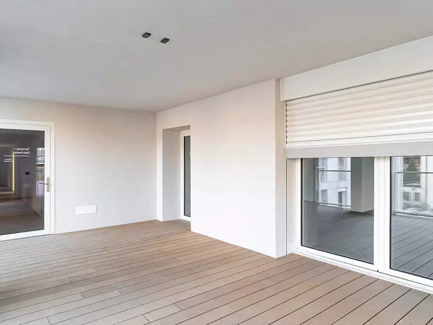 Immagine 38 di Appartamento in affitto  in Via Stresa22 a Milano