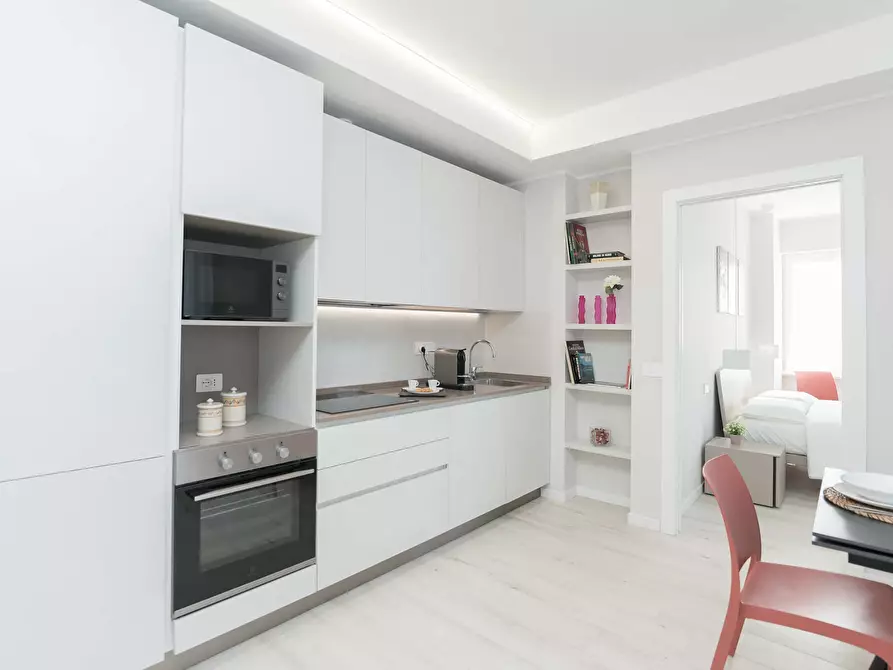 Immagine 5 di Appartamento in affitto  in Via Alfredo Comandini4 a Milano