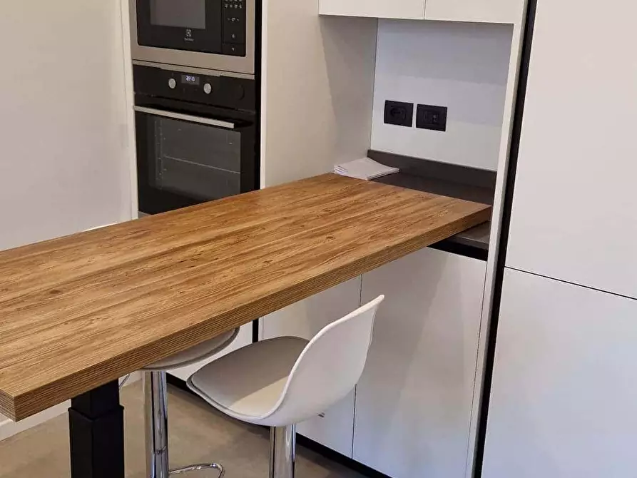 Immagine 6 di Appartamento in affitto  in Via Domenico Barone31 a Roma