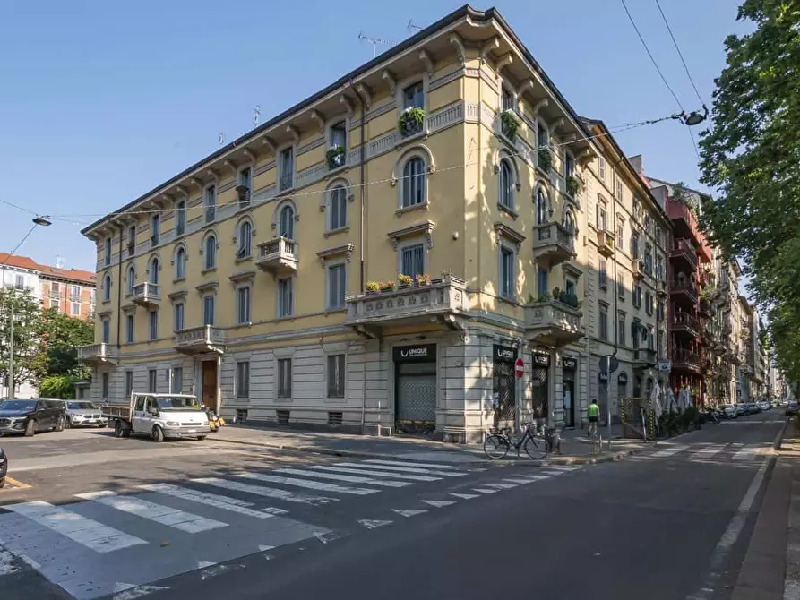 Immagine 10 di Appartamento in affitto  in Viale Premuda17 a Milano