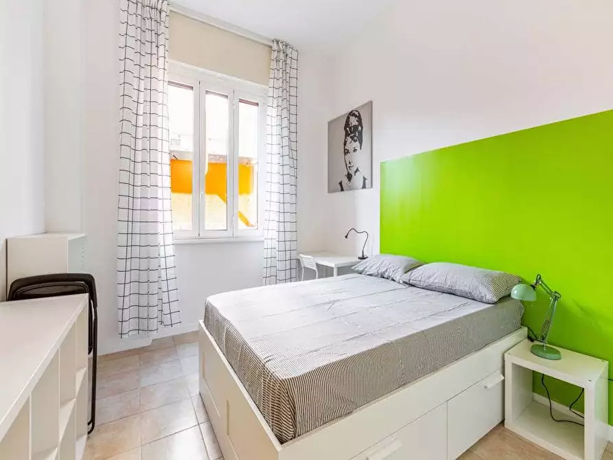 Immagine 4 di Camera in affitto  in Via Pantigliate6 a Milano