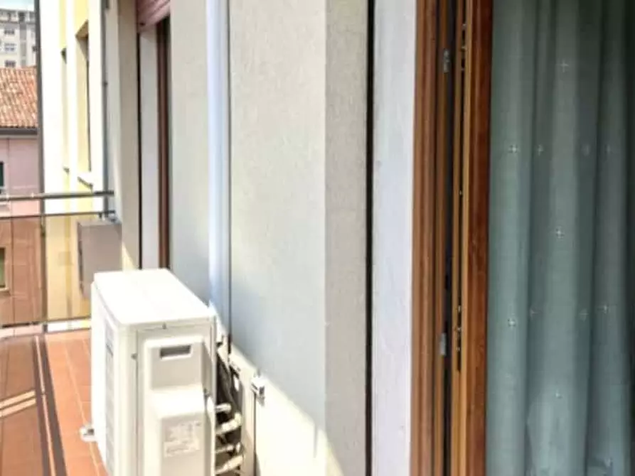 Immagine 10 di Camera in affitto  in Via Napoli17 a Venezia