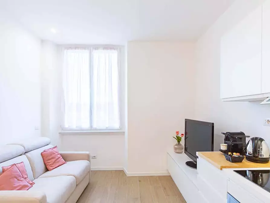 Immagine 2 di Appartamento in affitto  in Viale Nazario Sauro5 a Milano