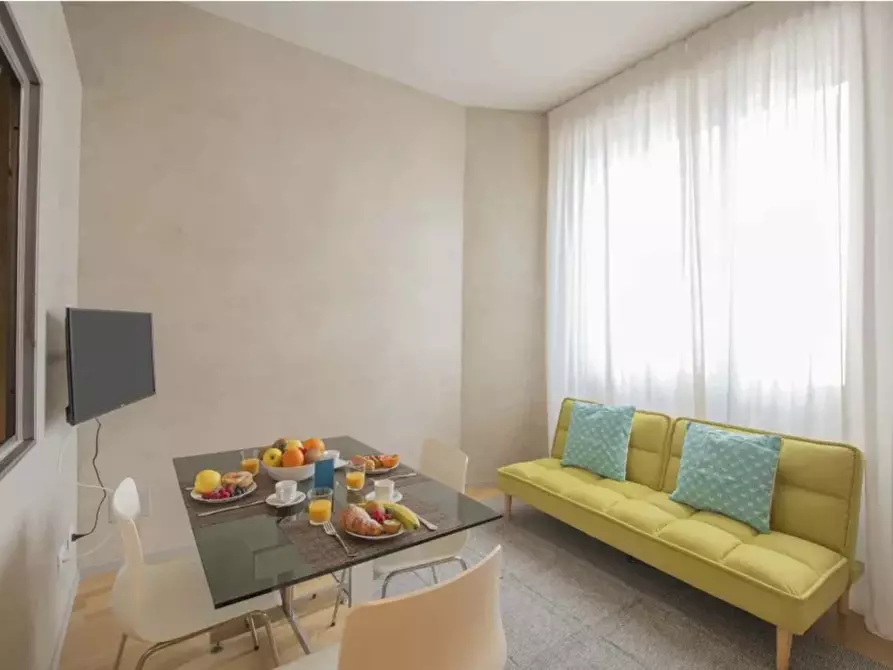 Immagine 1 di Appartamento in affitto  in Via Pantano8 a Milano