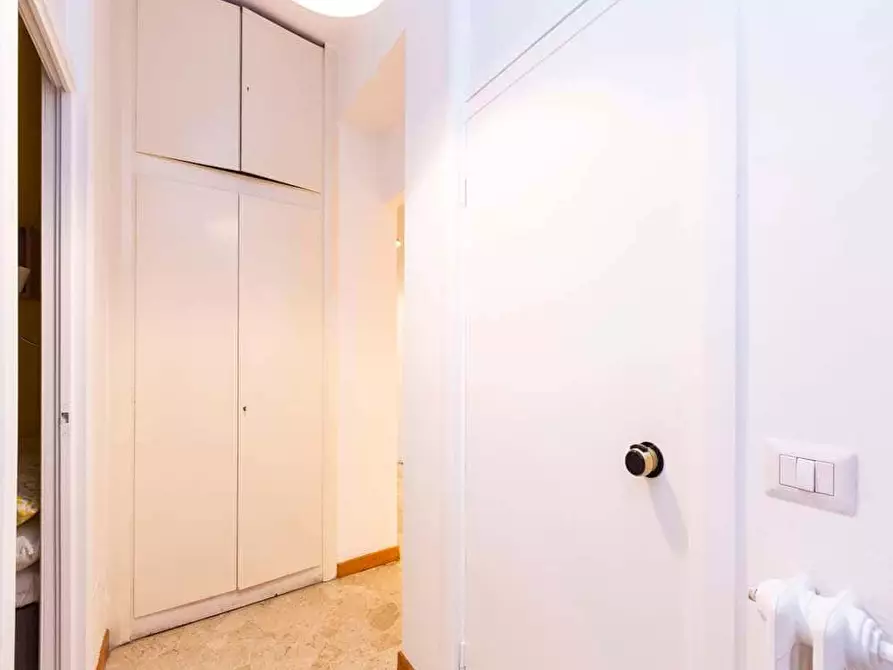 Immagine 14 di Camera in affitto  in Via Comelico3 a Milano