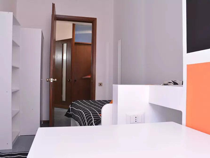 Immagine 3 di Camera in affitto  in Via Tigellio20 a Cagliari