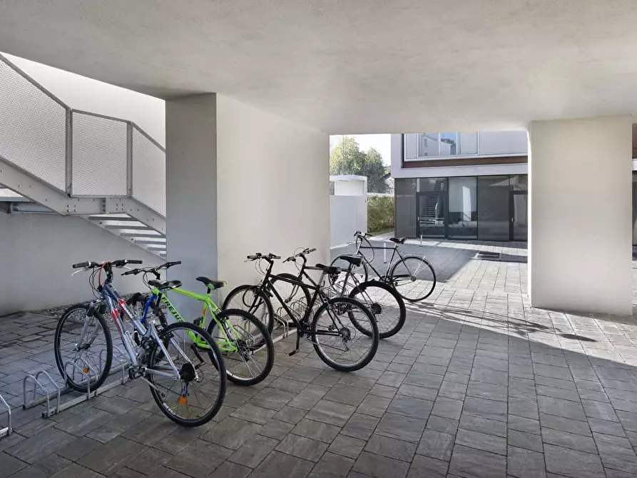 Immagine 13 di Camera in affitto  in Via Ugo Monneret de Villard1 a Milano