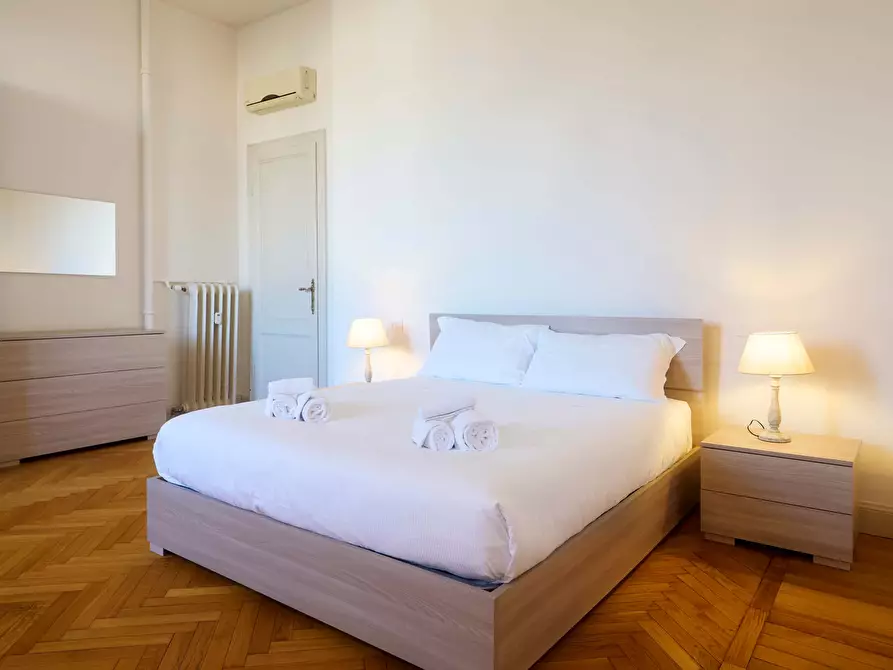 Immagine 49 di Appartamento in affitto  in Viale di Porta Vercellina2 a Milano