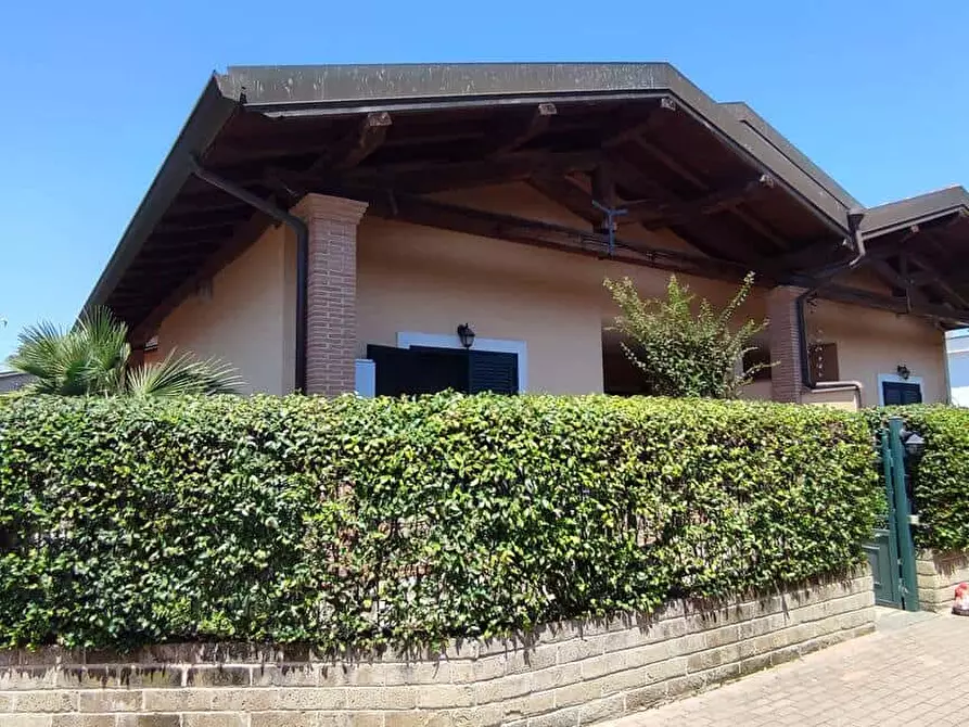 Immagine 57 di Appartamento in affitto  in Via Felice Caronni52 a Roma