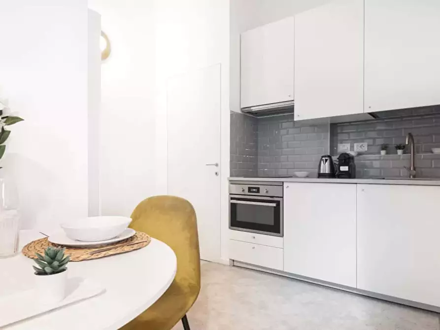 Immagine 9 di Appartamento in affitto  in Via Pompeo Litta7 a Milano