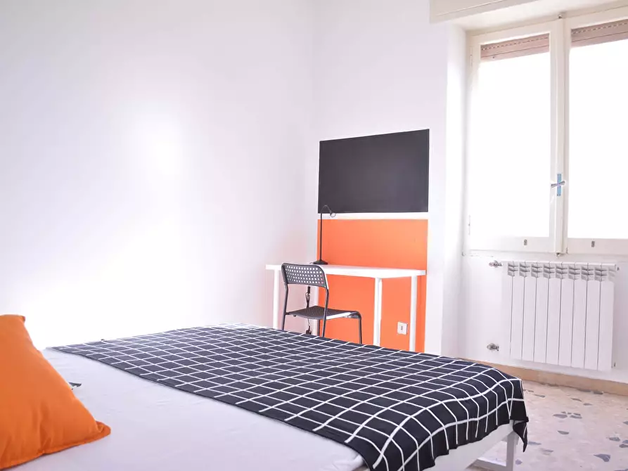 Immagine 3 di Camera in affitto  in Via dei Passeri3 a Cagliari