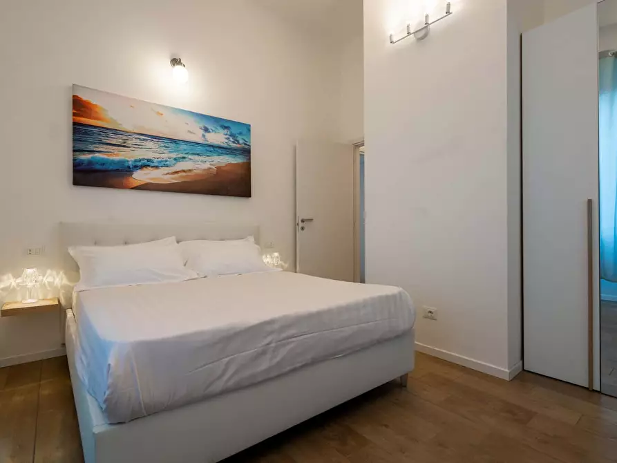 Immagine 8 di Appartamento in affitto  in Via Giovanni Pascoli4 a Milano