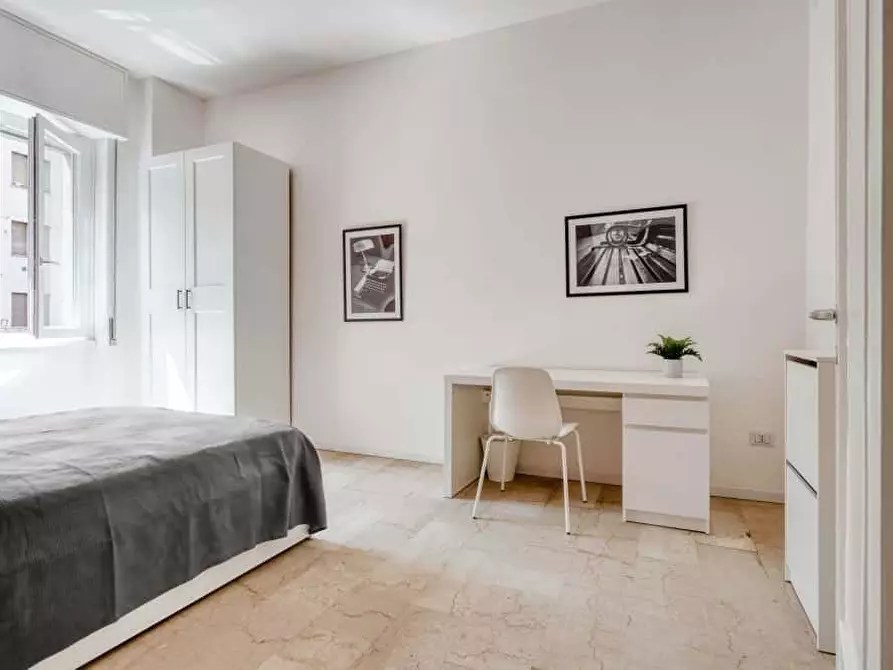 Immagine 4 di Camera in affitto  in Via Maniago2 a Milano