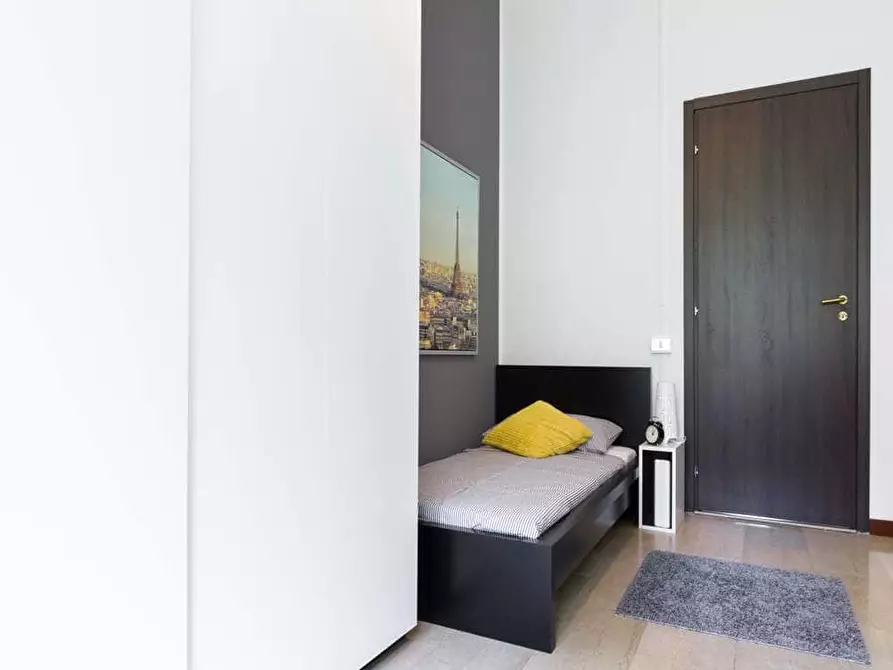 Immagine 9 di Camera in affitto  in Viale Renato Serra16 a Milano